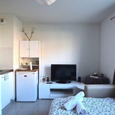 Studio Gare St Roch 1Er Etage - Air Rental Montpellier Exteriér fotografie