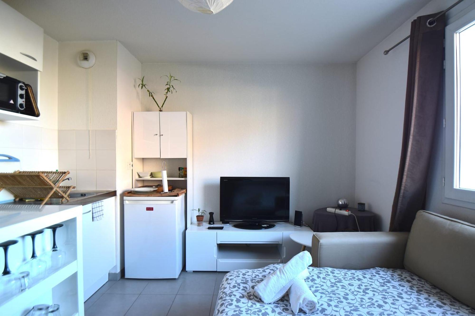 Studio Gare St Roch 1Er Etage - Air Rental Montpellier Exteriér fotografie